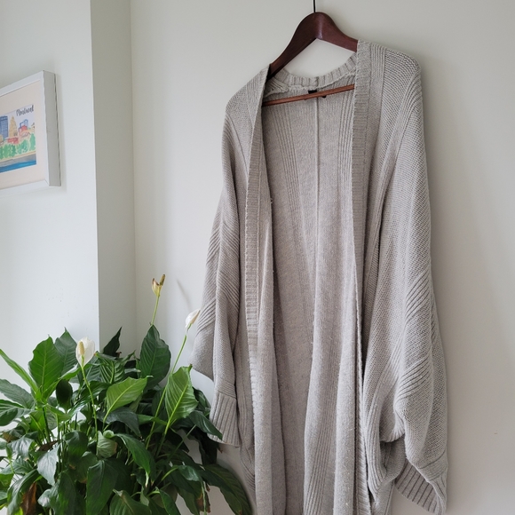 Open cardigan - Picture 1 of 2